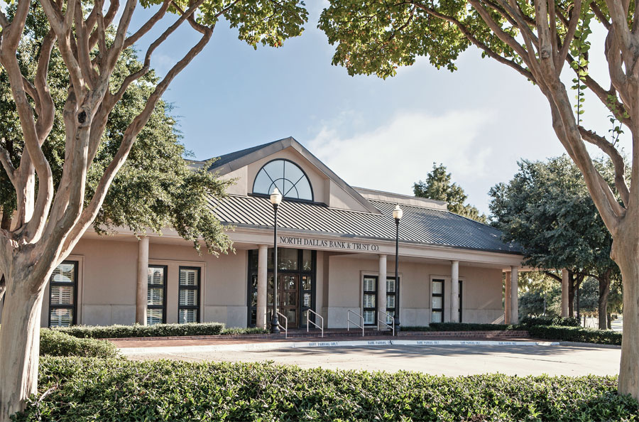 Exterior of NDBT's Las Colinas Banking Center