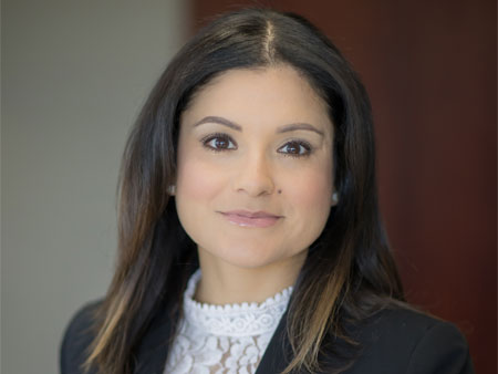 Headshot of NDBT Trust & Wealth Management Relationship Manager Corina Padron