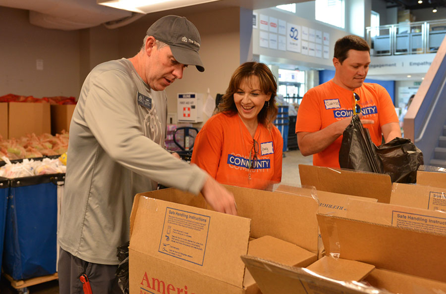 NDBT Volunteers working with The Storehouse of Collin County